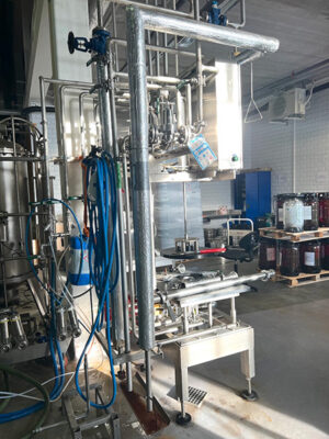 SIDEL-KRONES-KHS-PET-blow-moulder-syrup-room