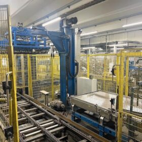 SIDEL-KRONES-KHS-PET-blow-moulder-syrup-room