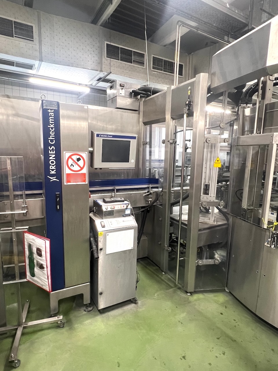 SIDEL-KRONES-KHS-PET-fréza-syrup-pokoj