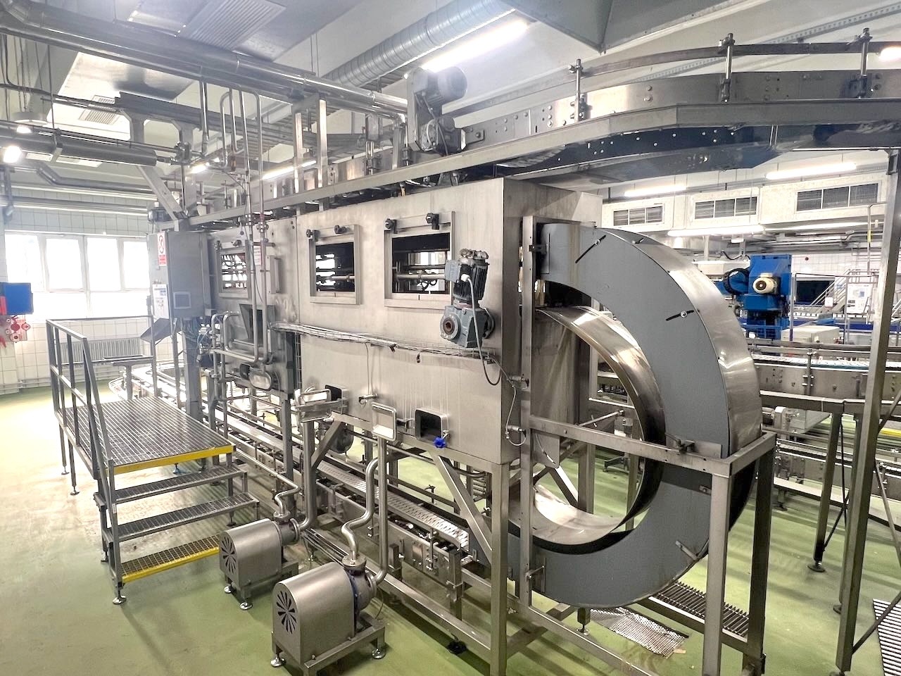 SIDEL-KRONES-KHS-PET-fréza-syrup-pokoj