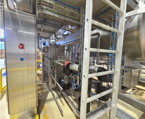 SIDEL-KRONES-KHS-PET-blow-moulder-syrup-room
