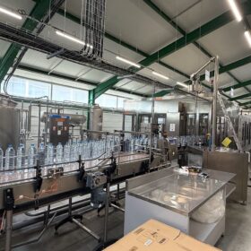 SIDEL-KRONES-KHS-PET-blow-moulder-syrup-room