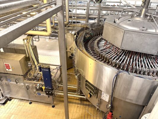 SIDEL-KRONES-KHS-PET-blow-moulder-syrup-room