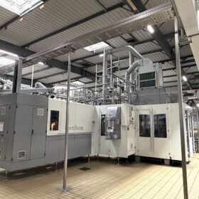 SIDEL-KRONES-KHS-PET-blow-moulder-syrup-room