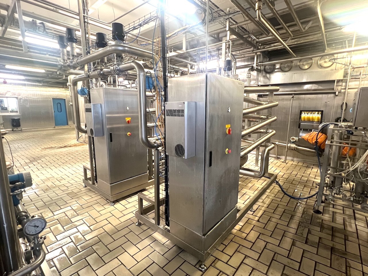 Krones-SIDEL-KHS-filler-labeller-tunnel-pasteuriser