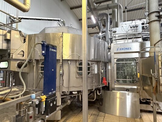 SIDEL-KRONES-KHS-PET-blow-moulder-syrup-room