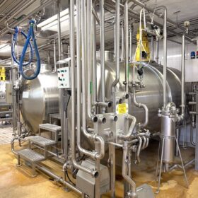SIDEL-KRONES-KHS-PET-blow-moulder-syrup-room