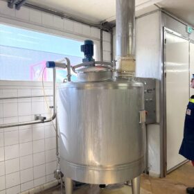 SIDEL-KRONES-KHS-PET-blow-moulder-syrup-room