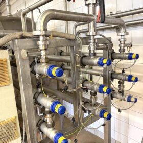 SIDEL-KRONES-KHS-PET-blow-moulder-syrup-room