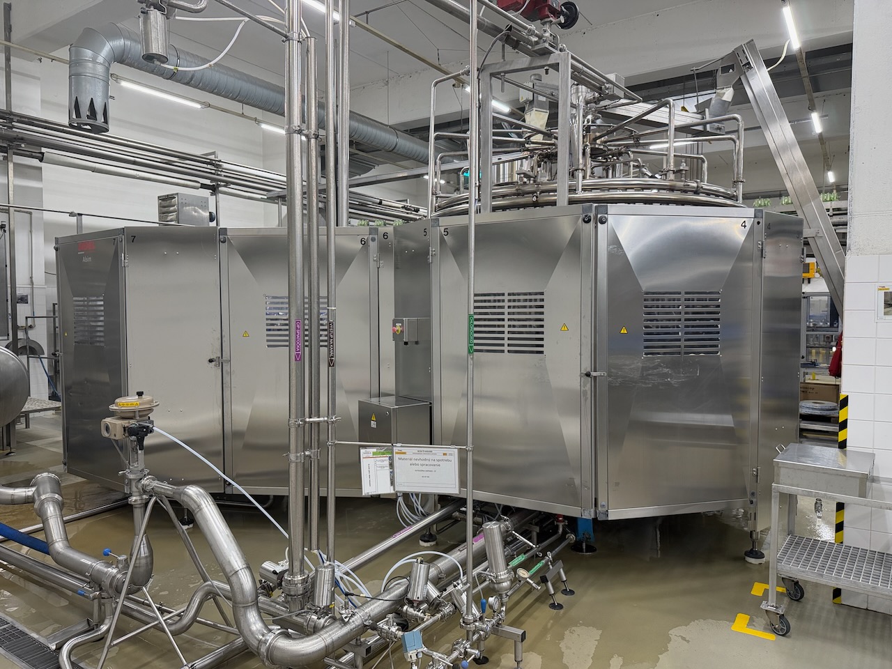 Krones-SIDEL-KHS-filler-labeller-tunnel-pasteuriser