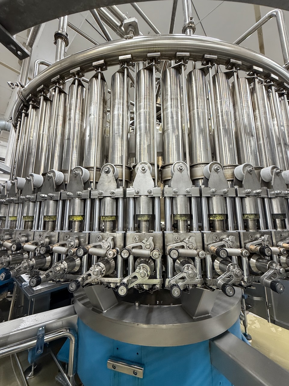 Krones-SIDEL-KHS-filler-labeller-tunnel-pasteuriser