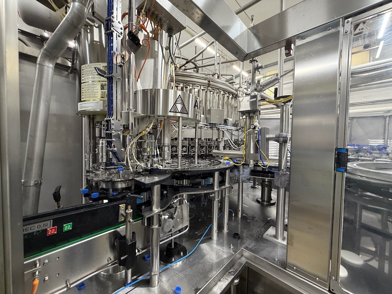 Krones-SIDEL-KHS-filler-labeller-tunnel-pasteuriser