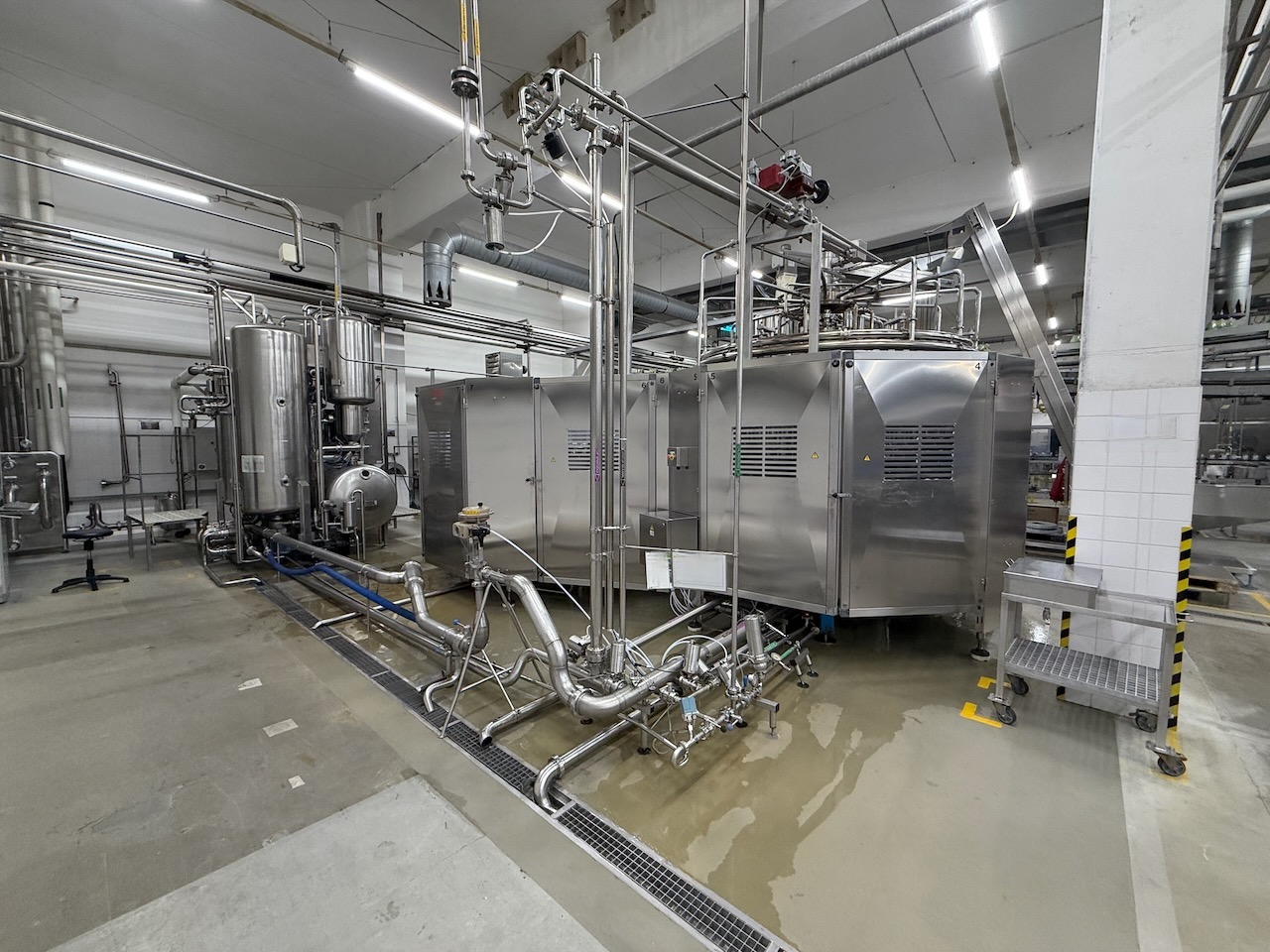 Krones-SIDEL-KHS-filler-labeller-tunnel-pasteuriser